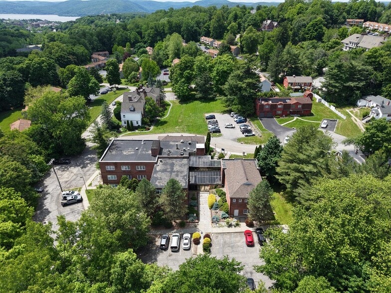 More Photos Of 2 Stowe Rd, Peekskill Medical For Lease
