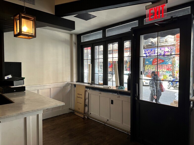 More Photos Of 162 Orchard St, New York Apartments For Lease