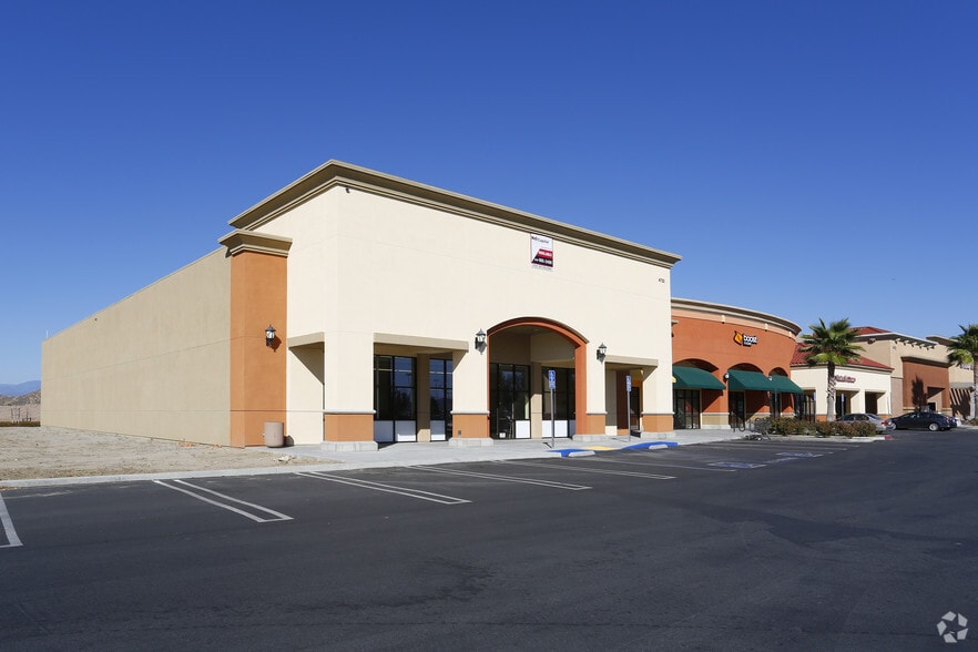 More Photos Of 4672-4722 W Florida Ave, Hemet Freestanding For Lease
