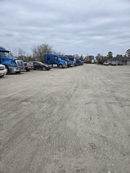 More Photos Of 6414 E Houston Rd, Houston Land For Lease