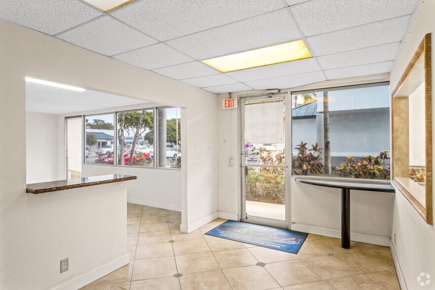 More Photos Of 3825 Investment Ln, West Palm Beach Unknown For Lease