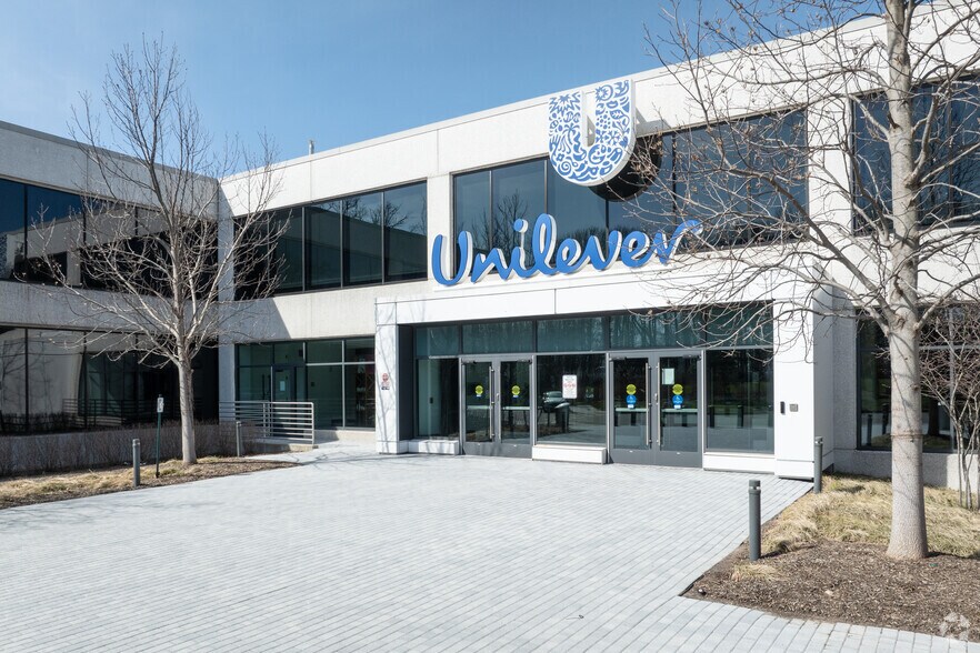 More Photos Of 700 Sylvan Ave, Englewood Cliffs Office For Lease