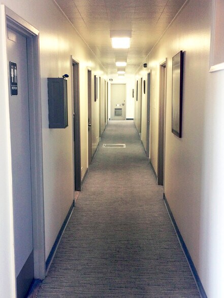 More Photos Of 3021 Telegraph Ave, Berkeley Office For Sale