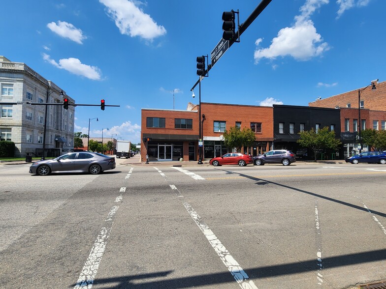 Primary Photo Of 124 Gillespie St, Fayetteville Office For Lease