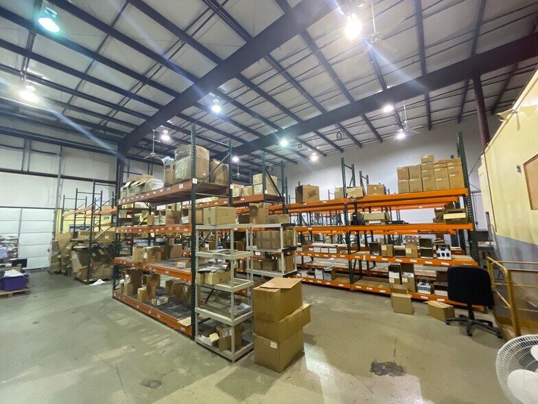 More Photos Of 759 Roble Rd, Allentown Warehouse For Lease