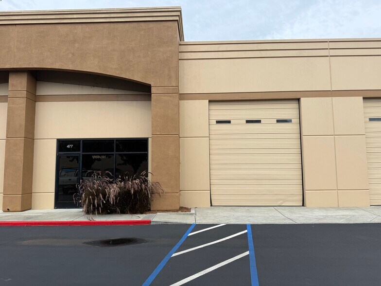More Photos Of 455-485 Technology Way, Napa Warehouse For Lease