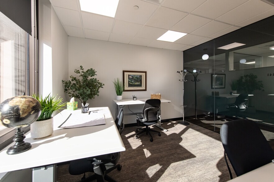 More Photos Of 5680 Greenwood Plaza, Greenwood Village Office For Sale