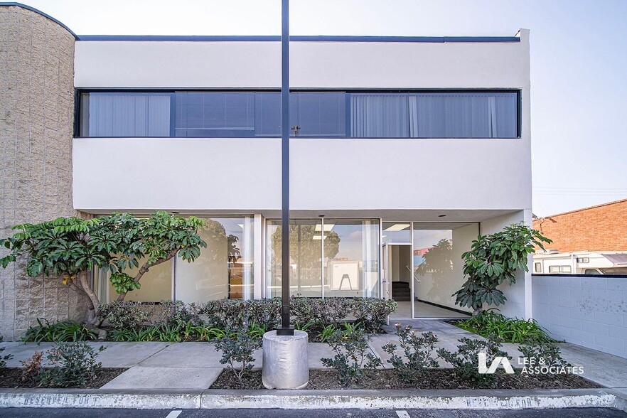 More Photos Of 620 W 16th St, Long Beach Warehouse For Lease