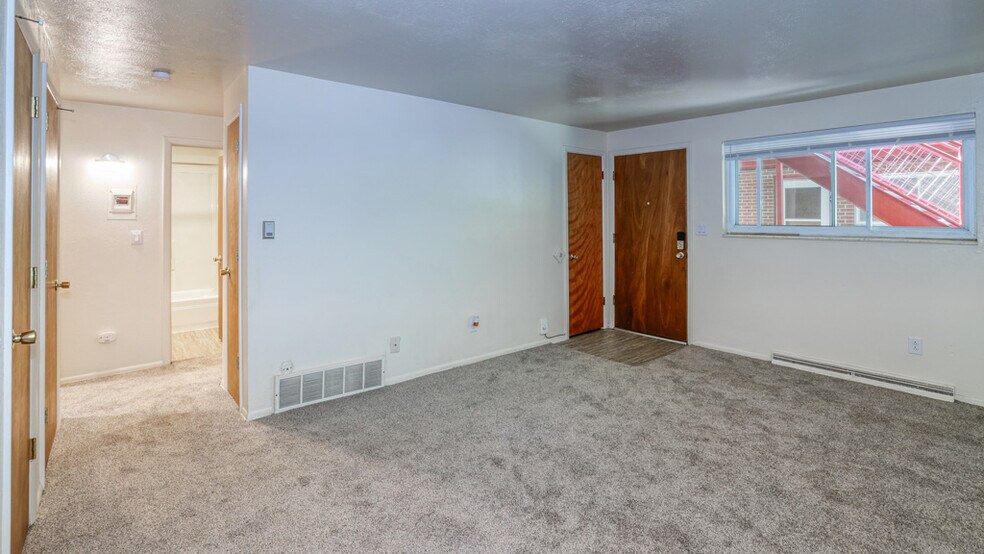 More Photos Of 225 Terry St, Longmont Apartments For Sale