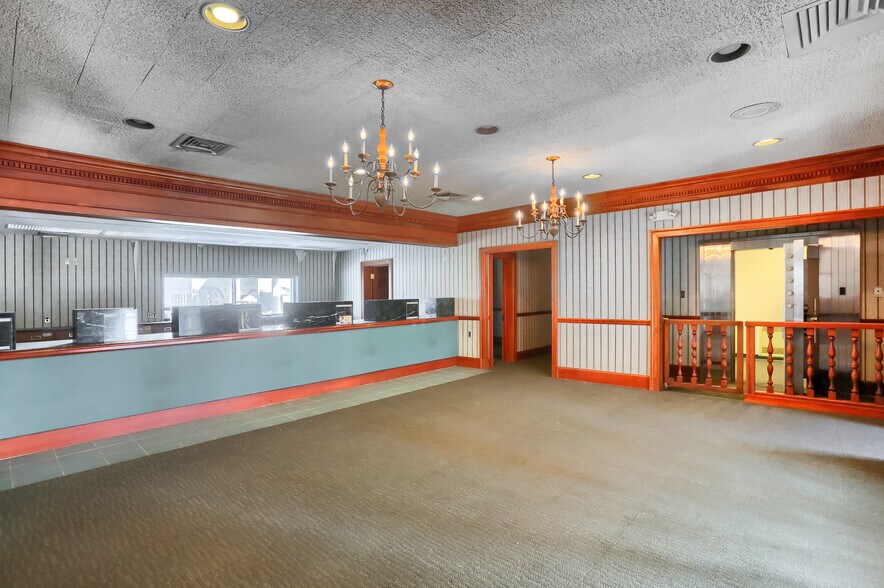 More Photos Of 3210 Wilmington Rd, New Castle Bowling Alley For Sale