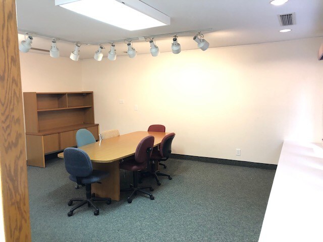More Photos Of 204 McCollum St, Laramie Medical For Lease