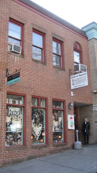 More Photos Of 8155-8167 Main St, Ellicott City Storefront Retail Office For Lease