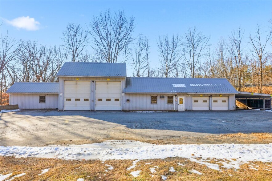 Primary Photo Of 58 Main st, Charlestown Office For Sale