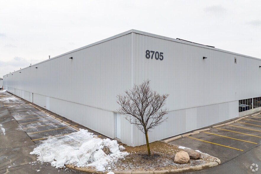 More Photos Of 8705 Torbram Rd, Brampton Warehouse For Lease