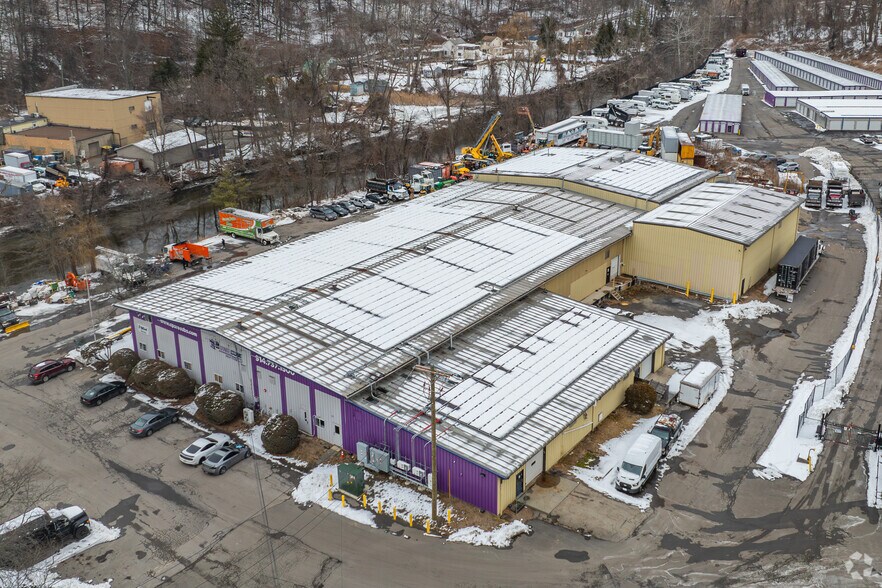 More Photos Of 1 Highland Industrial Park Dr, Peekskill Warehouse For Lease