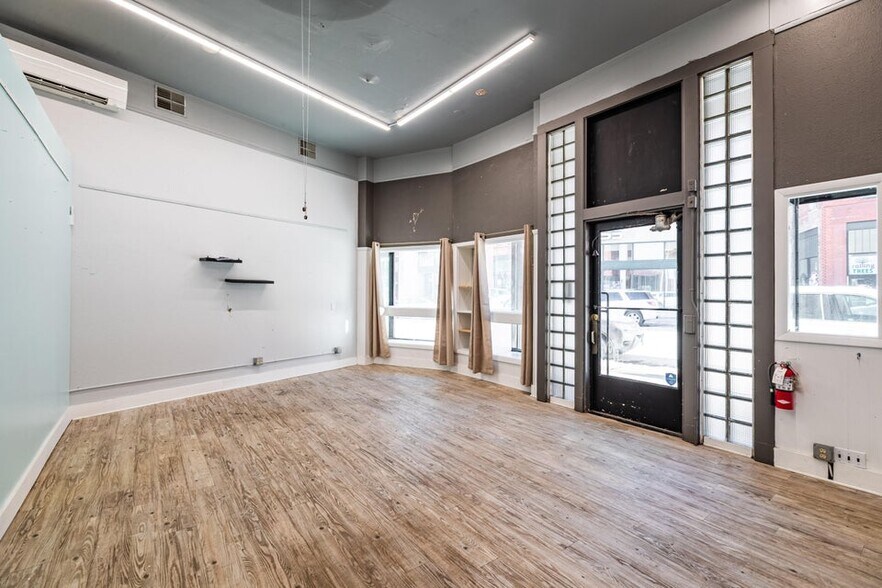 More Photos Of 111 5th Ave S, La Crosse General Retail For Lease