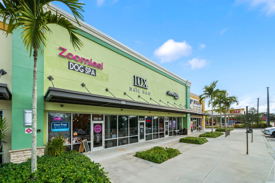 More Photos Of 5125 20th St, Vero Beach Freestanding For Sale