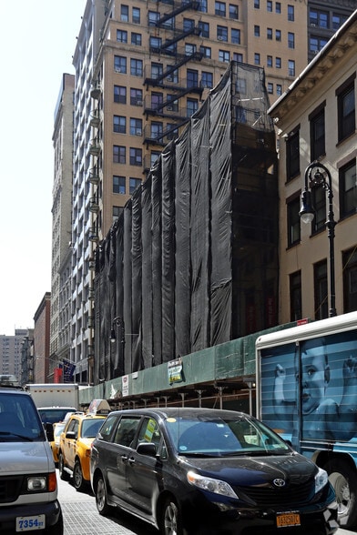 More Photos Of 120 Fulton St, New York Office For Lease
