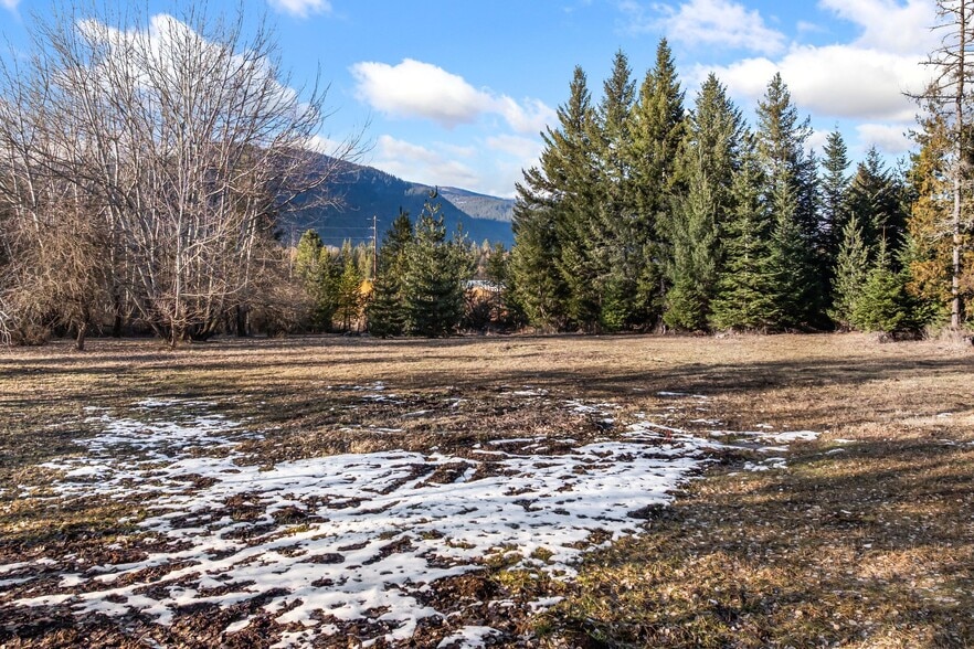 More Photos Of 477545 US-95, Ponderay Land For Sale