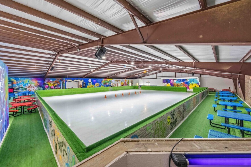 More Photos Of 1061 County Road 6111, Dayton Industrial For Sale