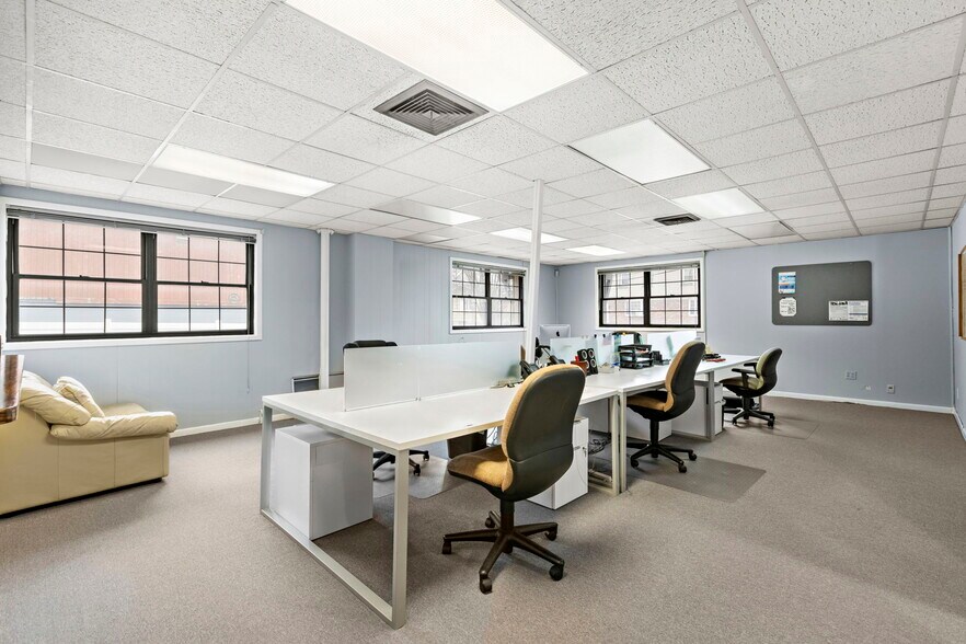 More Photos Of 854 8th St, Secaucus Office For Sale