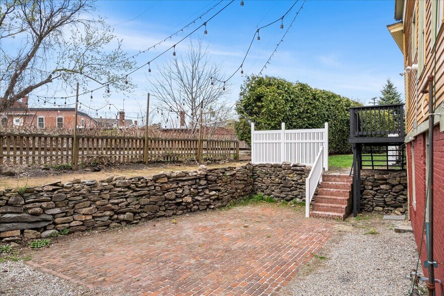 More Photos Of 21 Furnace St, Danielson Storefront For Lease