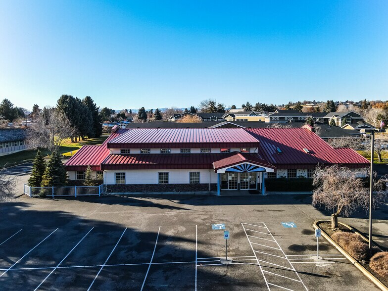 More Photos Of 504 N 40th Ave, Yakima Medical For Sale
