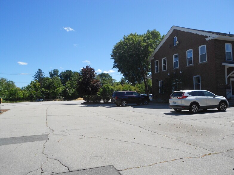 More Photos Of 287 S Main St, Concord Office For Lease