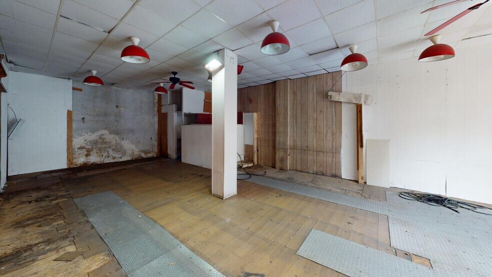 More Photos Of 1119-1133 Washington Ave, Brooklyn General Retail For Sale