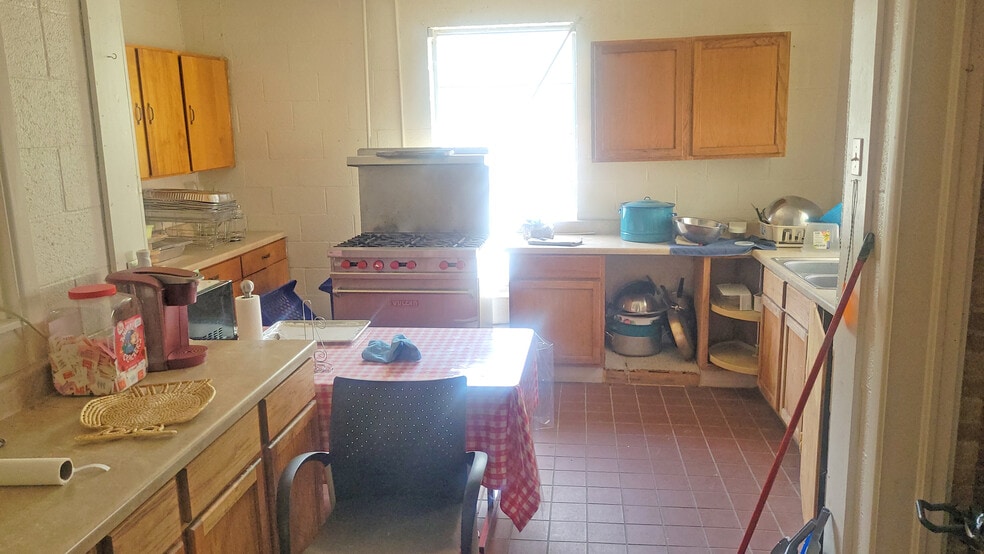 More Photos Of 8822 Angora St, Dallas Religious Facility For Sale