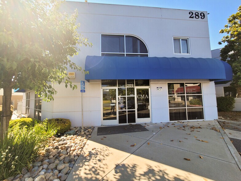 More Photos Of 289 Rickenbacker Cir, Livermore Warehouse For Lease