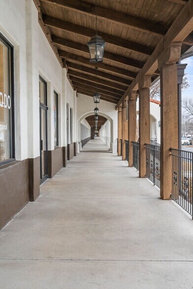 More Photos Of 5522 New Peachtree Rd, Chamblee General Retail For Lease