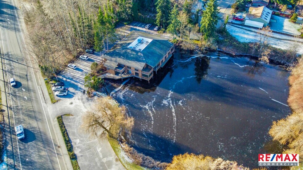 More Photos Of 20102 Cedar Valley Rd, Lynnwood Office For Sale