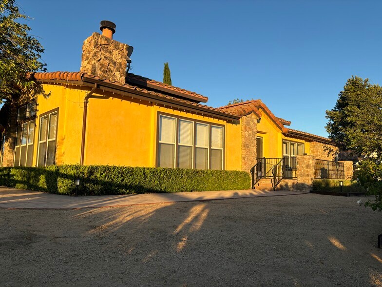 More Photos Of 40150 Barksdale Cir, Temecula Winery Vineyard For Sale