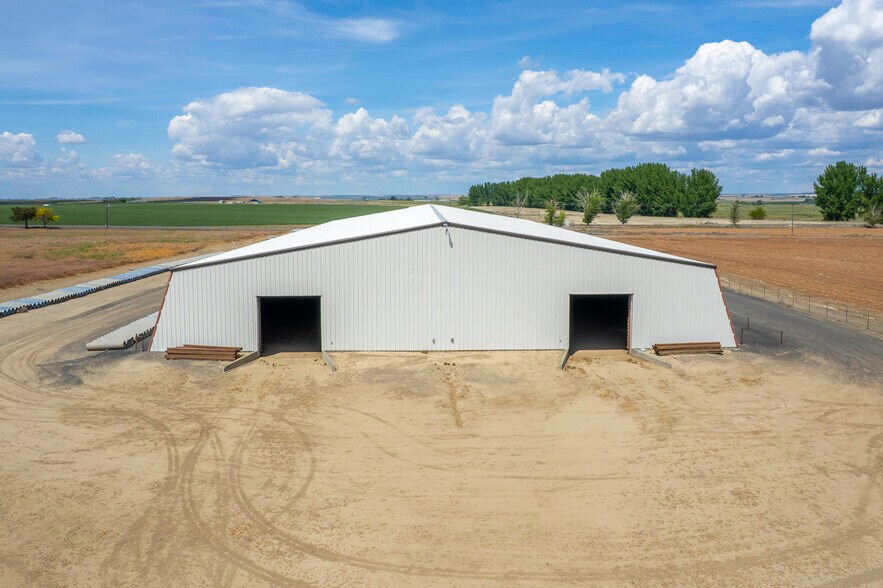 More Photos Of 0 Road 8 Rd SE, Warden Industrial For Sale