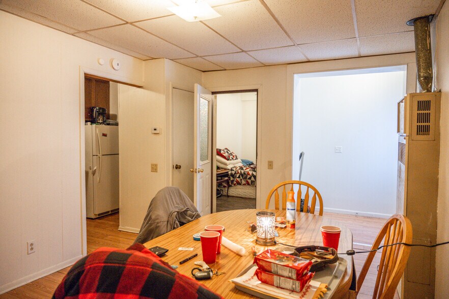 More Photos Of 115 W Pearl St, New Lisbon Apartments For Sale