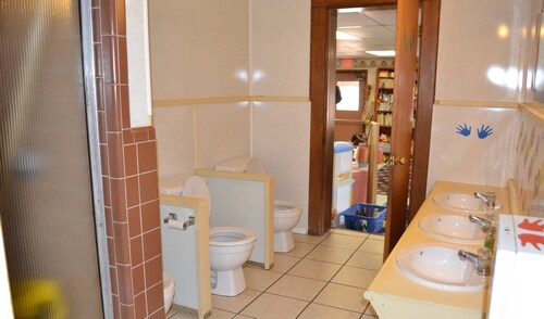 More Photos Of 4601 N Macarthur Blvd, Oklahoma City Daycare Center For Lease