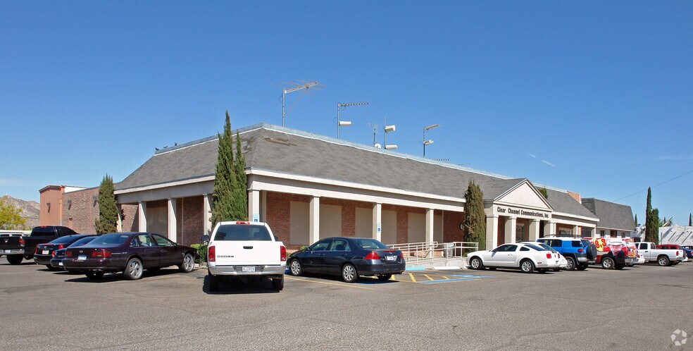 Primary Photo Of 4045 N Mesa St, El Paso Radio TVTransmission Facilities For Sale
