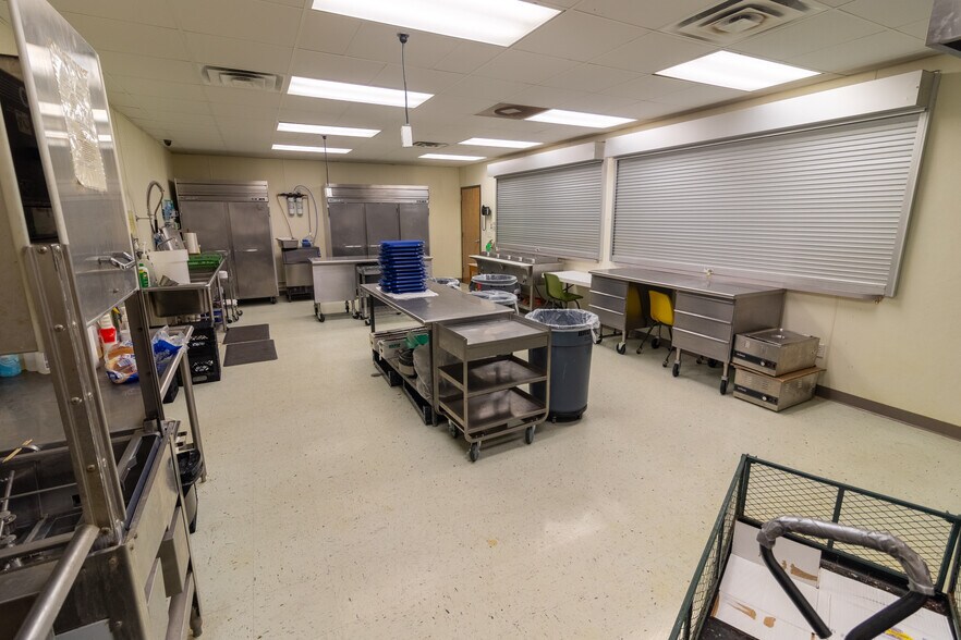 More Photos Of 906 Trimmier Rd, Killeen Religious Facility For Sale