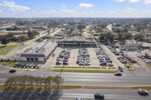 More Photos Of 8814 Veterans Memorial Blvd, Metairie General Retail For Sale