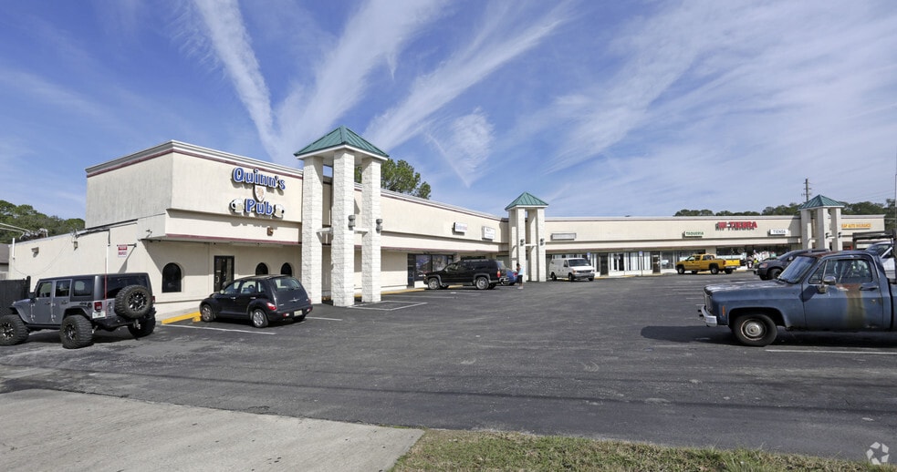 Primary Photo Of 5745-5759 Beney Rd, Jacksonville Unknown For Lease
