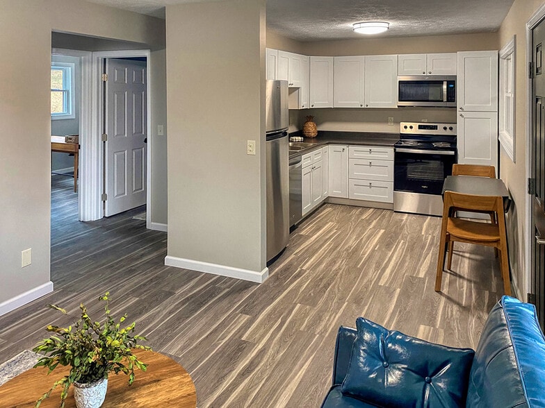 More Photos Of 46 Parkway Pl, Parkersburg Multifamily For Sale