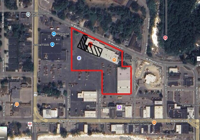 More Photos Of 300-320 Wolf River Plz, New London General Retail For Lease