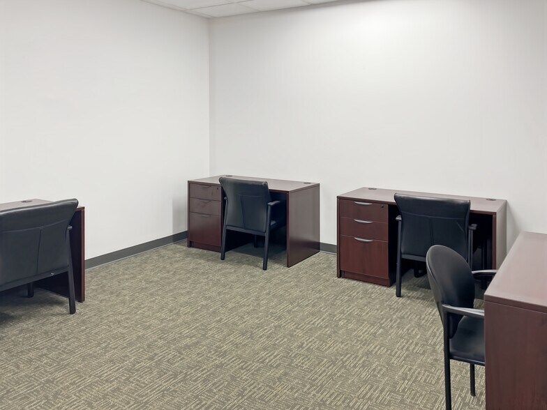 More Photos Of 44 Bearfoot Rd, Northborough Coworking Space