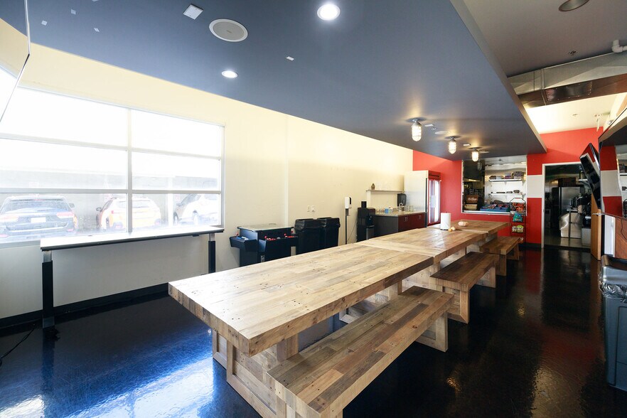 More Photos Of 1104 Highland Ave, Manhattan Beach Loft Creative Space For Sale