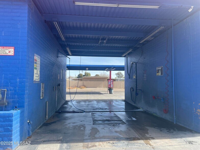 More Photos Of 6321 S Park Ave, Tucson Carwash For Sale