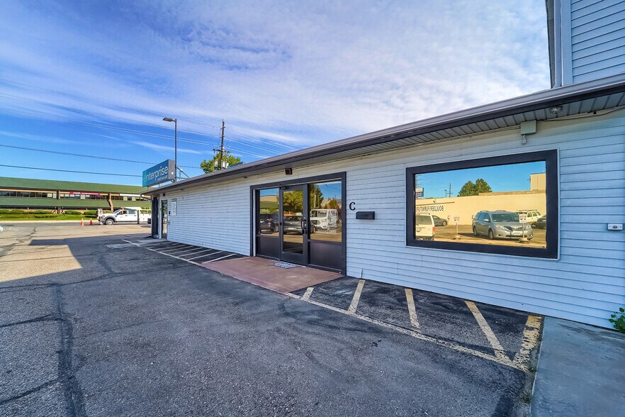 More Photos Of 5472 Arapahoe Ave, Boulder Auto Repair For Lease