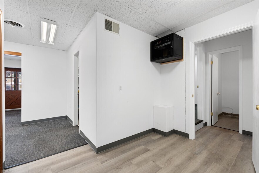 More Photos Of 2507 US Route 11, La Fayette Storefront Retail Office For Sale