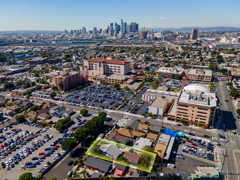 More Photos Of 1917 New Jersey St, Los Angeles Multifamily For Sale