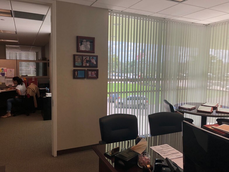 More Photos Of 7900 NW 154th St, Miami Lakes Office For Lease